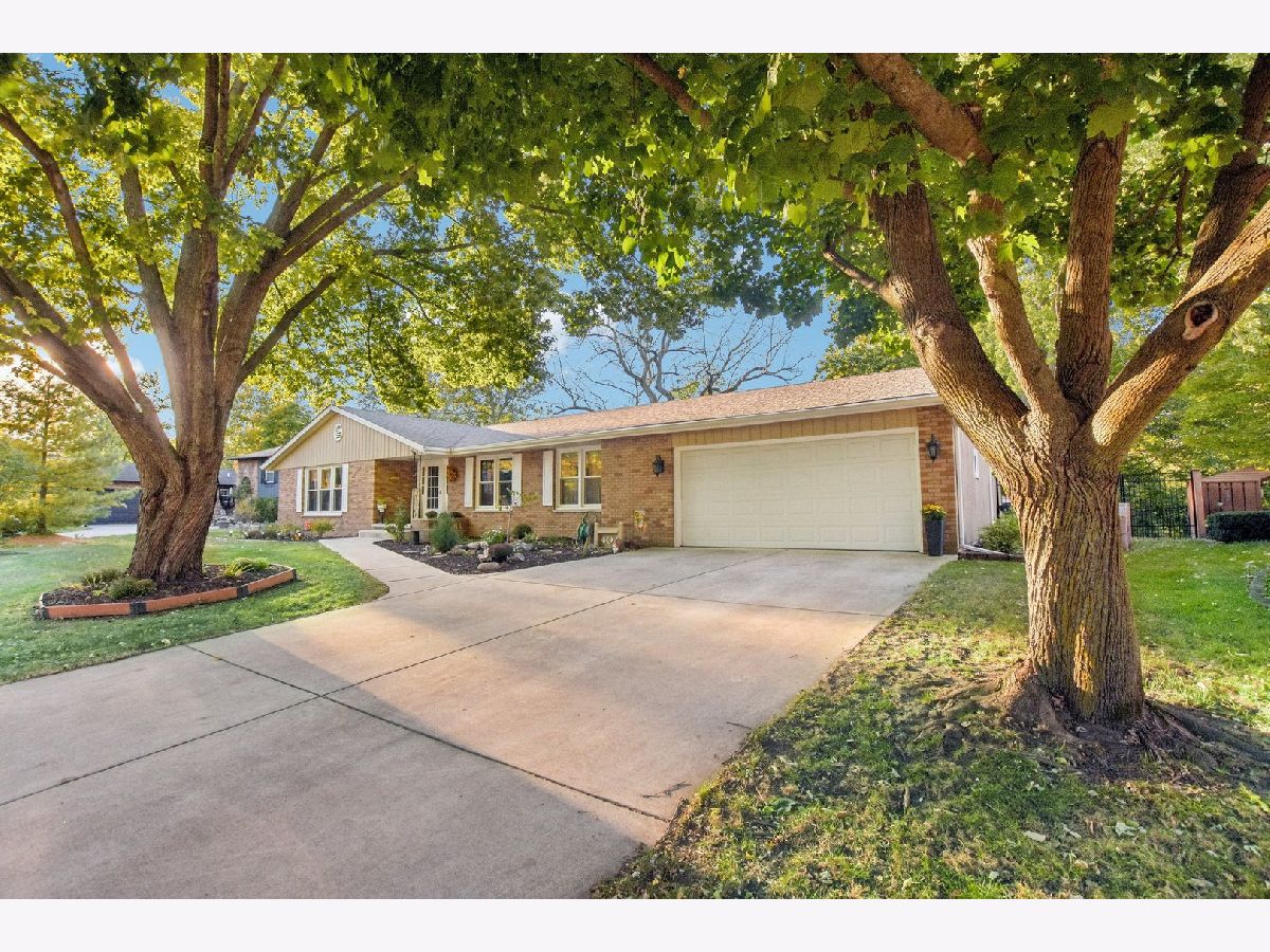 Homes Sold Hatcher Woods Morris Illinois, 404 Briar