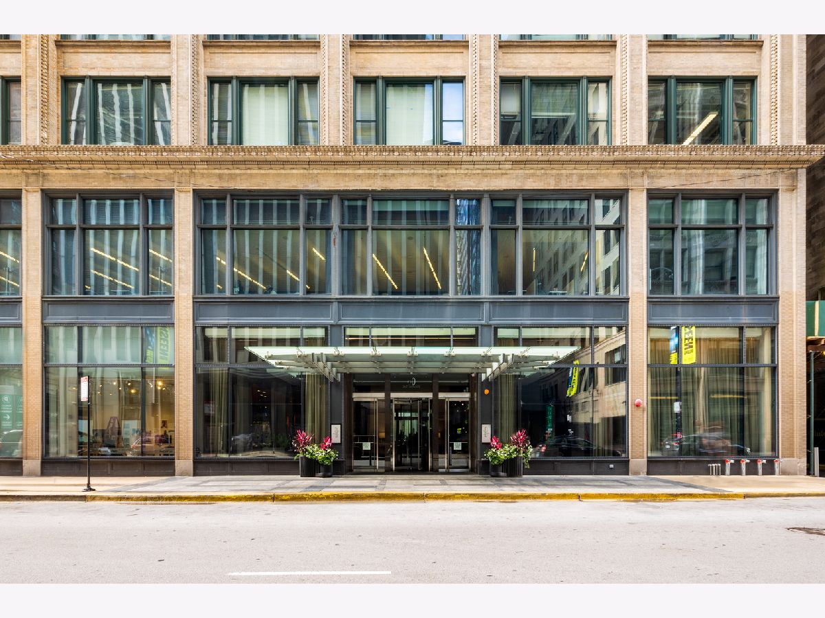 Condominiums Sold The Legacy At Millennium Park Chicago Illinois, 60 Monroe