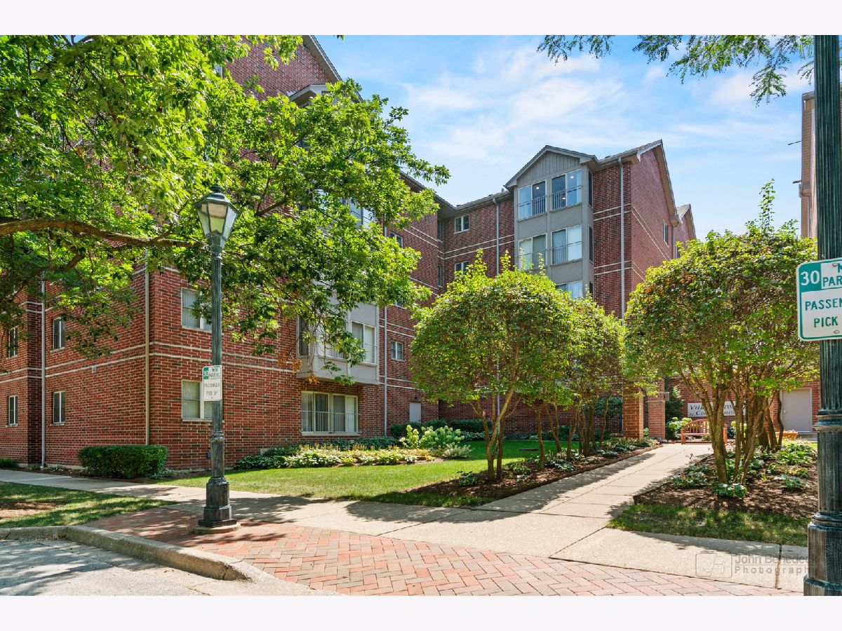 Condominiums Sold Village Crossing Roselle Illinois, 27 Hattendorf