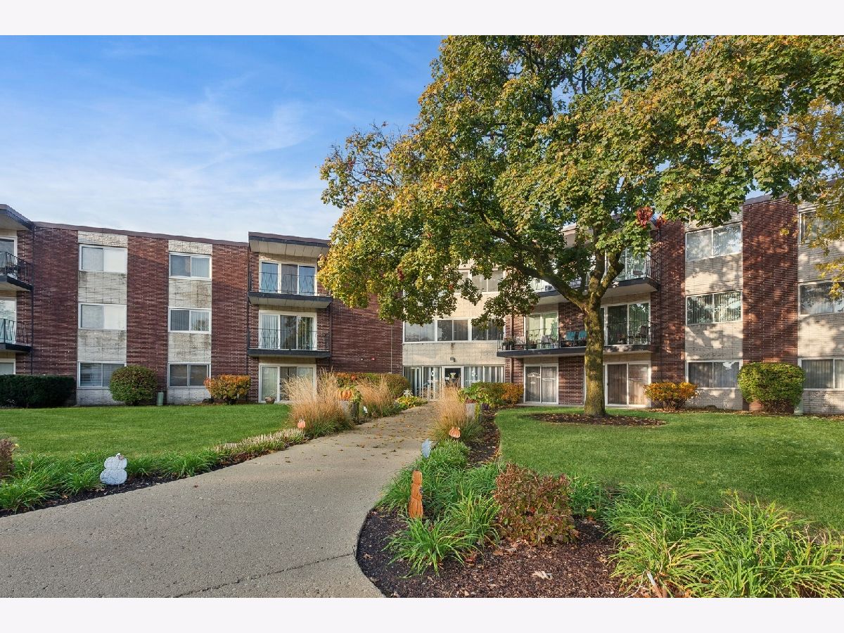 Condominiums Sold Cameo Downers Grove Illinois, 2800 Maple
