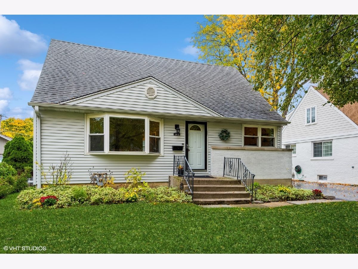 Homes Sold Arlington Greens Arlington Heights Illinois, 1149 Douglas