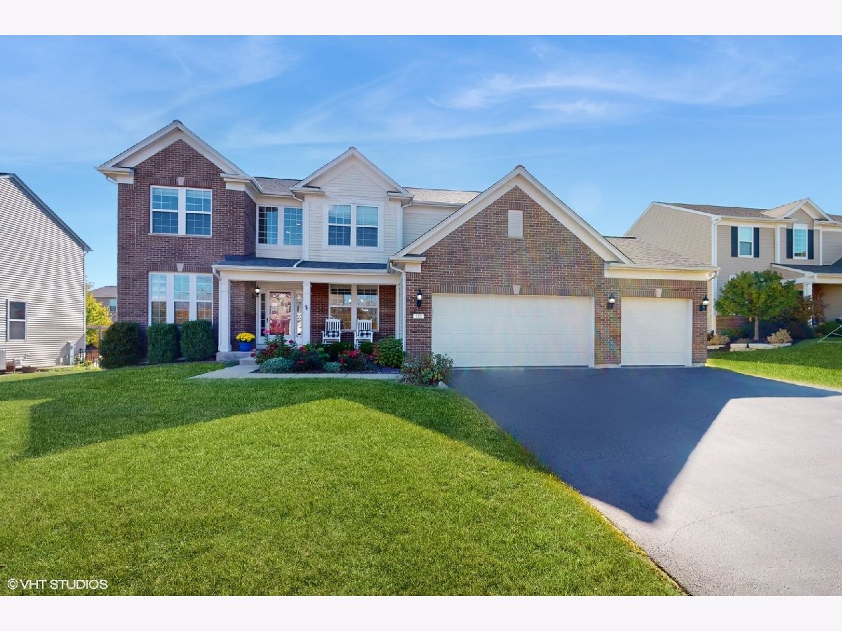 Townhomes & Homes Rented Prescott Mill Oswego Illinois, 182 Chapin