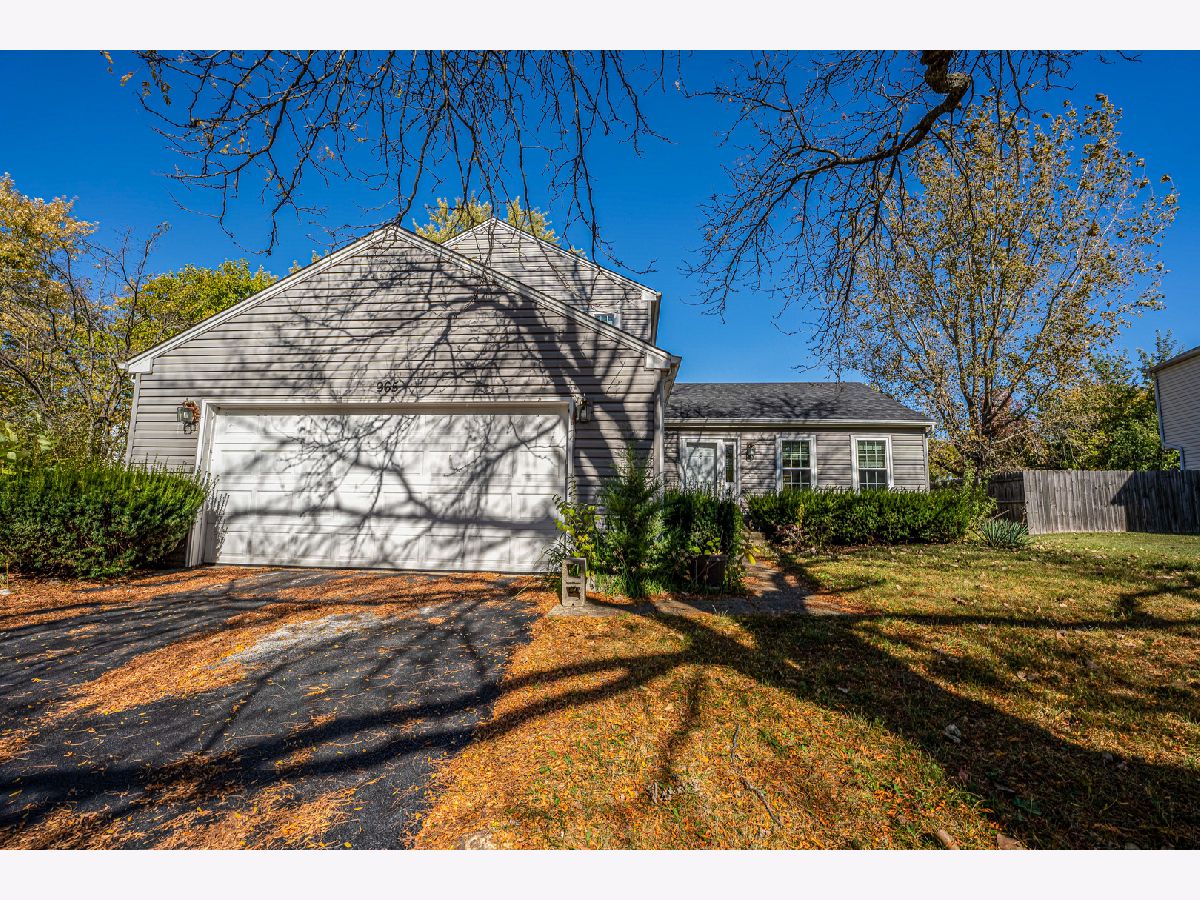 Homes & Townhomes Rented Georgetown Aurora Illinois, 965 Chelsea