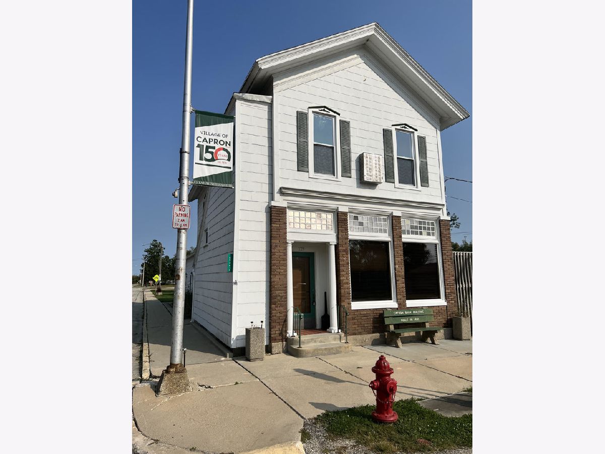  Rented Capron Illinois, 105 4th