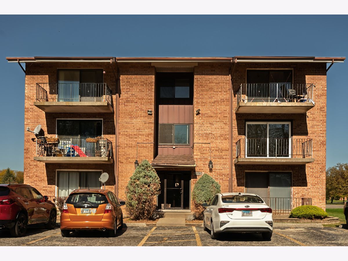Condos & Townhomes Sold Treetop Orland Park Illinois, 9826 Treetop