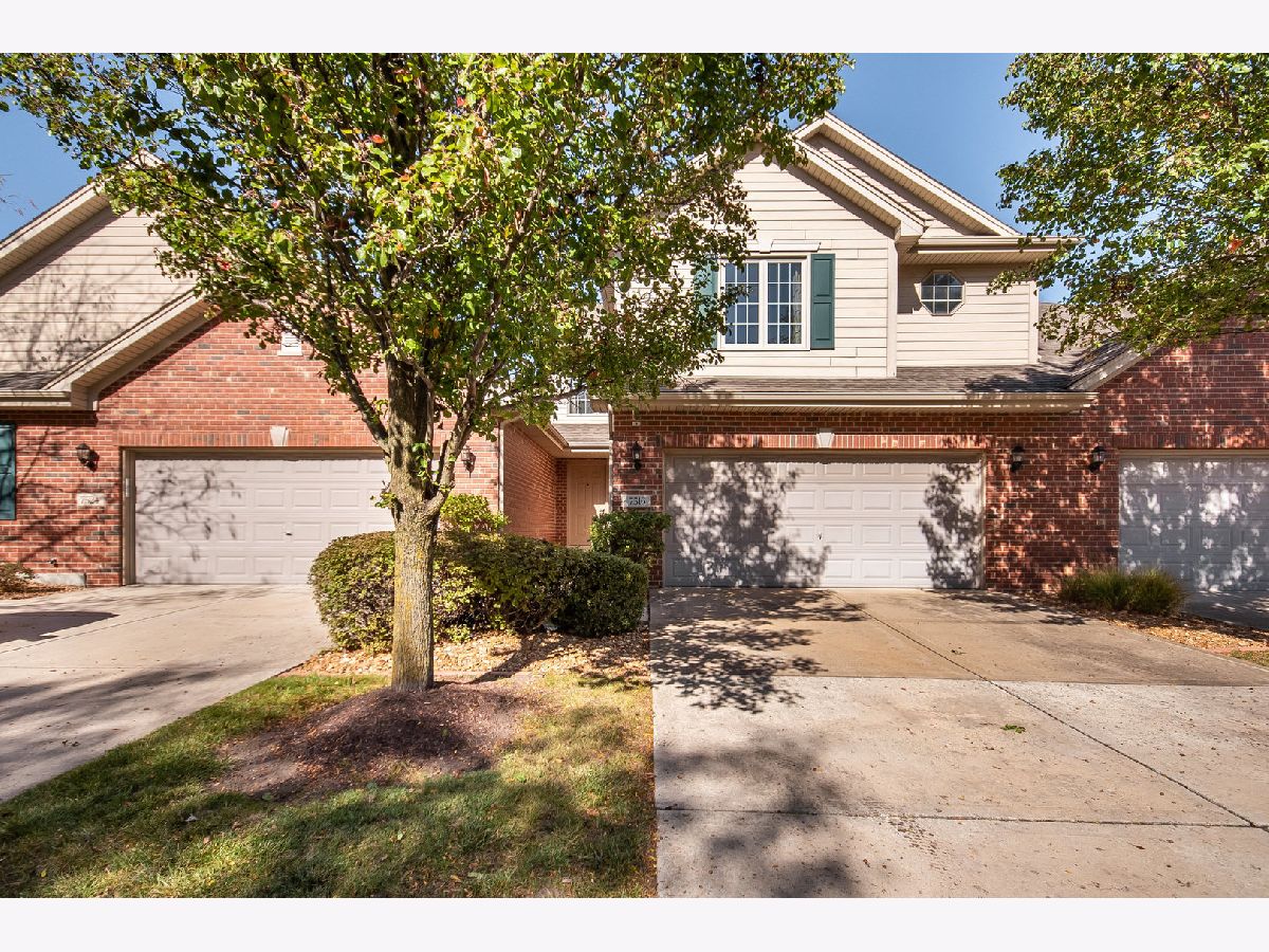 Homes & Townhomes Sold Plank Trail Estates Frankfort Illinois, 7516 Plank Trail