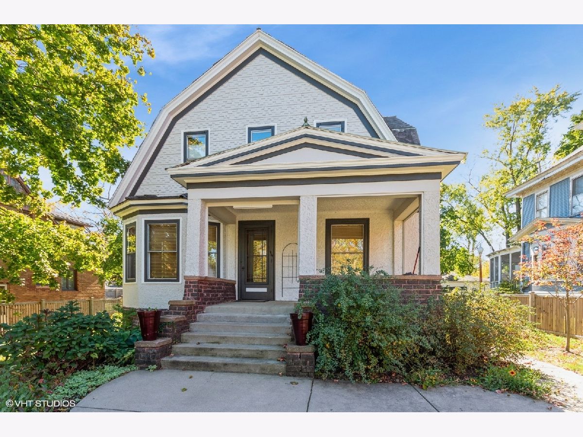 Homes & Condominiums Sold The Cathedral Area Joliet Illinois, 656 Glenwood