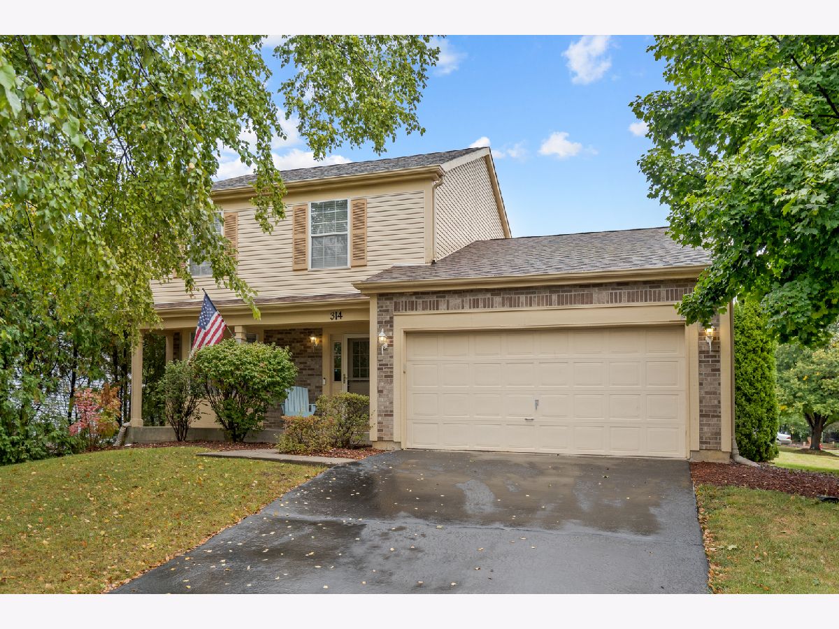 Homes Sold Newport Cove Carpentersville Illinois, 314 Anchor