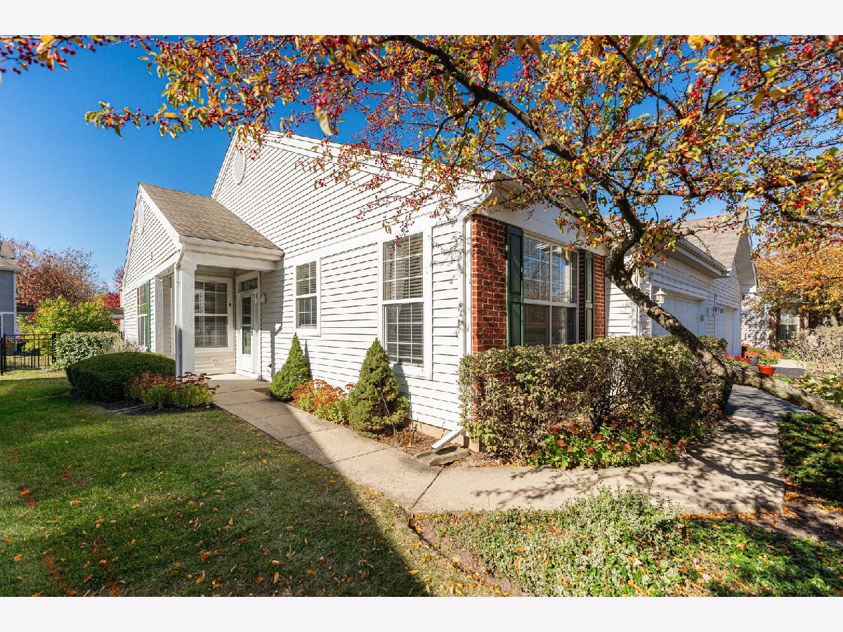 Townhomes & Condos Sold Summit Enclave Dekalb Illinois, 1521 Waterside