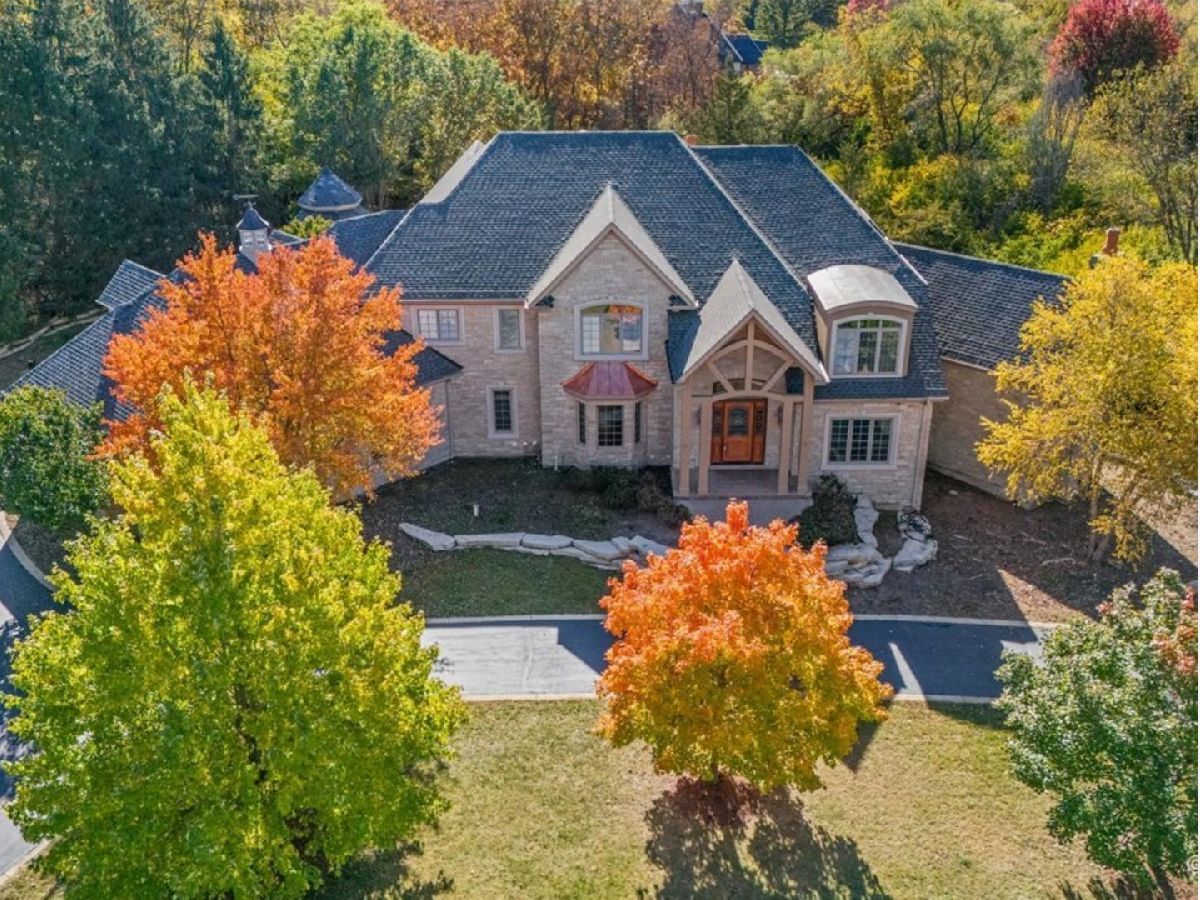  Sold North Barrington Illinois, 239 Indian Trail