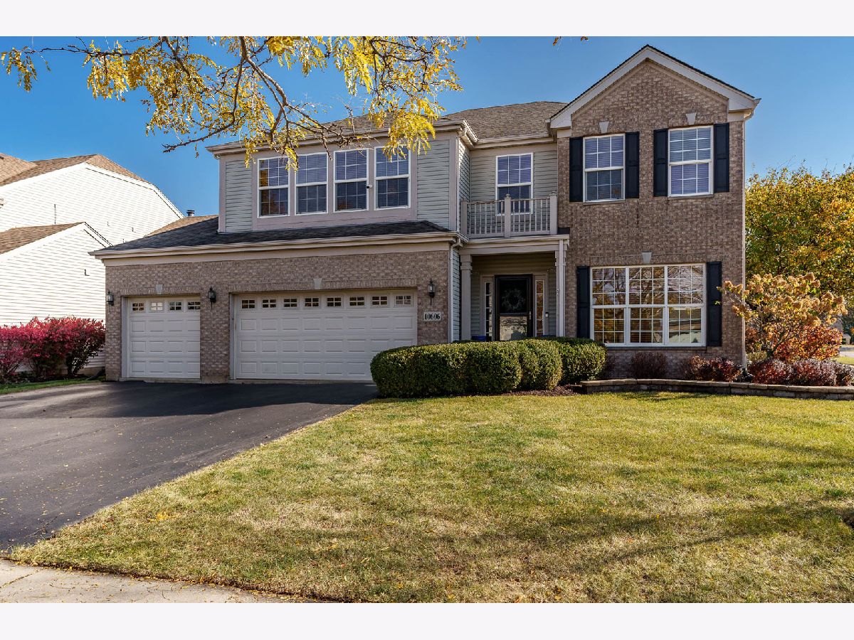 Homes Sold Georgian Place Huntley Illinois, 10606 Capitol
