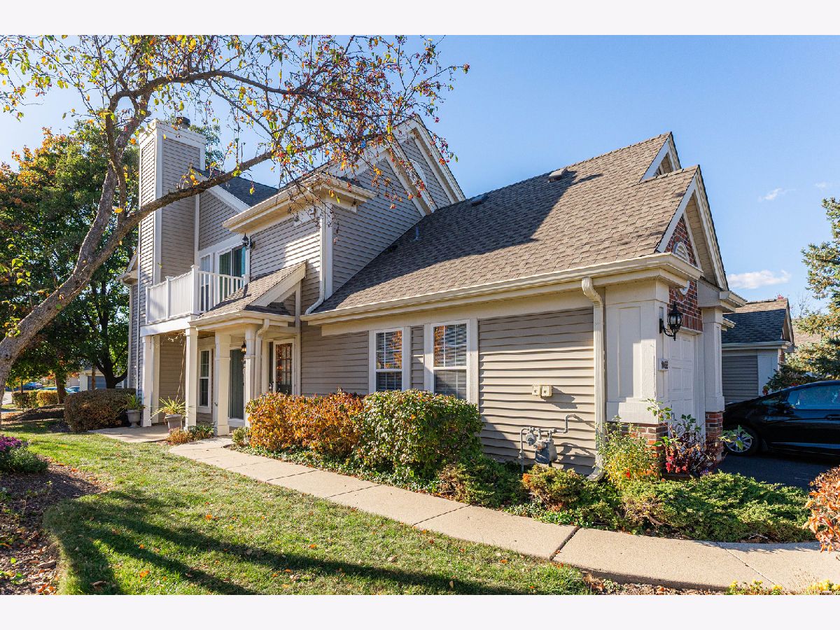 Townhomes & Condos & Homes Sold Talbots Mill Elk Grove Village Illinois, 1088 Talbots