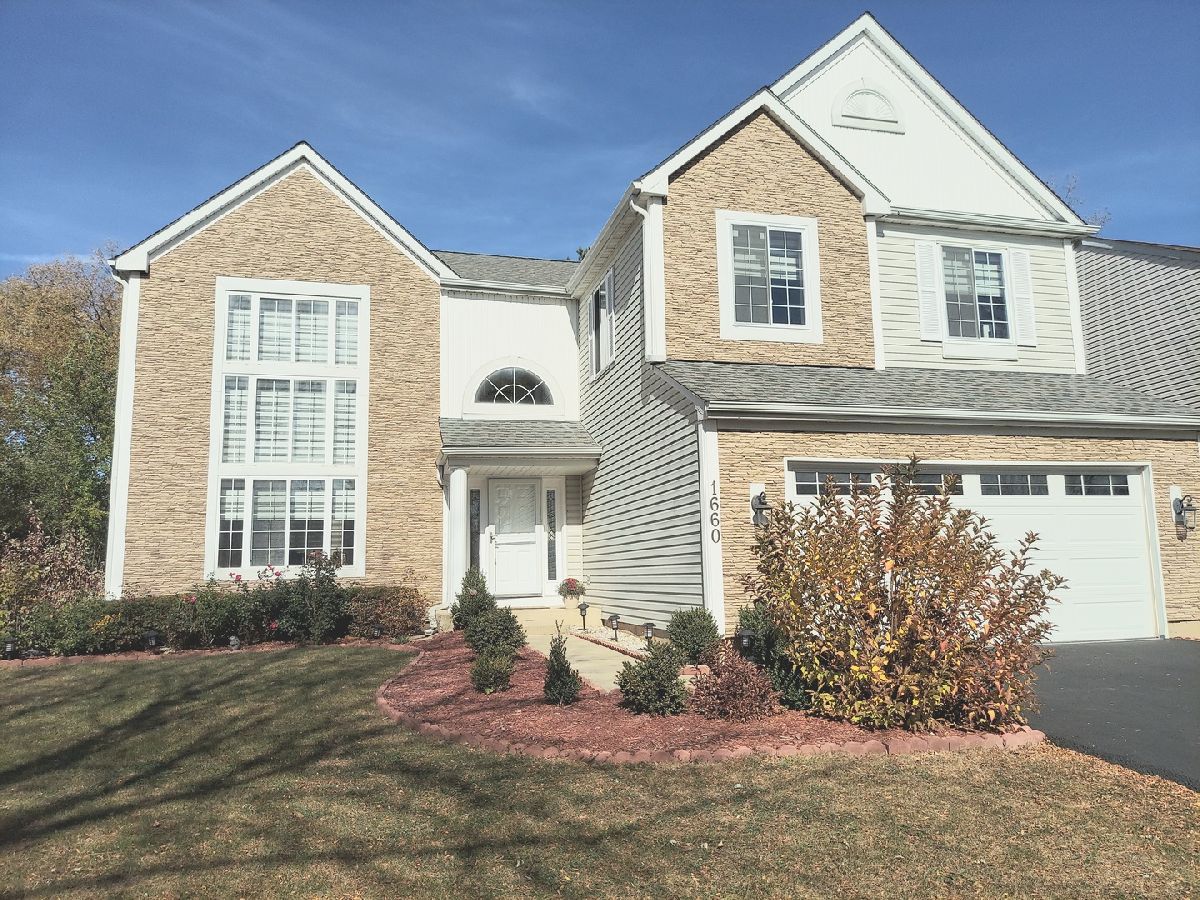 Homes Sold Falcon Ridge Algonquin Illinois, 1660 Huntington