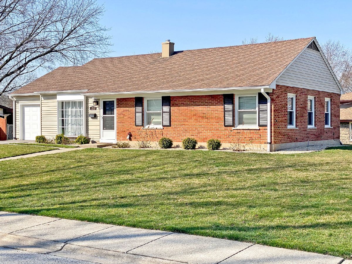  Rented Orland Park Illinois, 14700 Holly