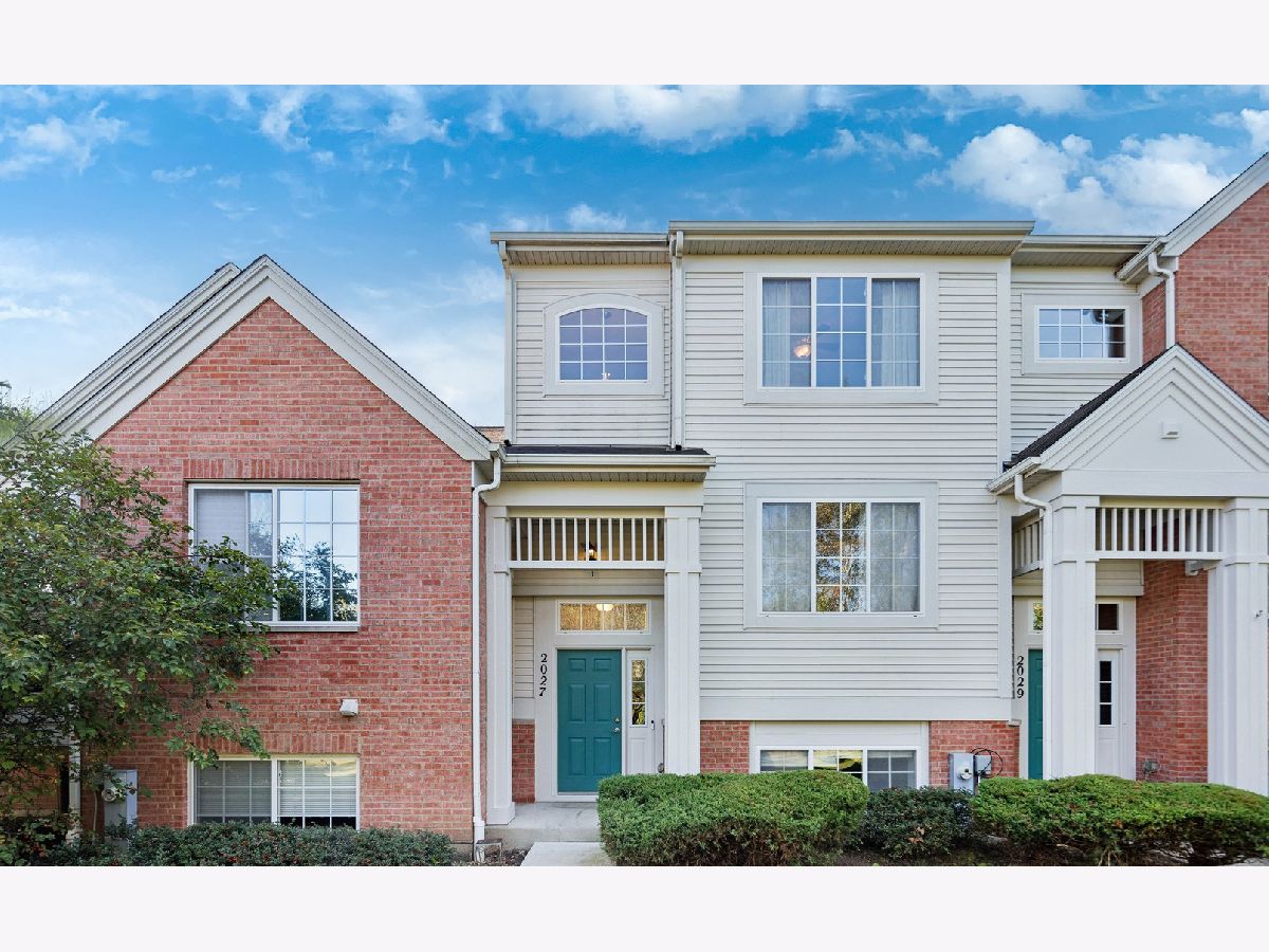 Townhomes & Condos Rented Morgan Hill Mchenry Illinois, 2027 Concord