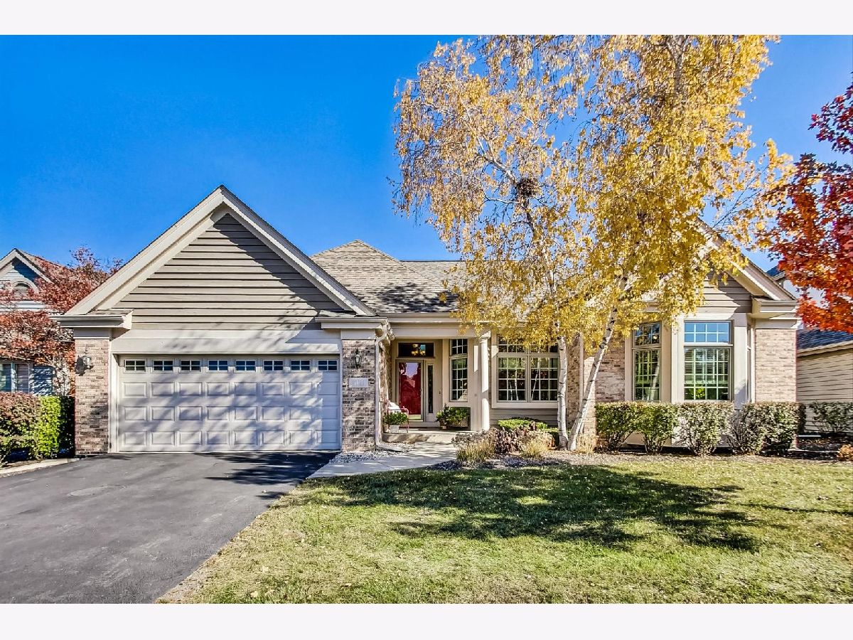Homes & Condos & Townhomes Sold Boulder Ridge Lake In The Hills Illinois, 410 Course