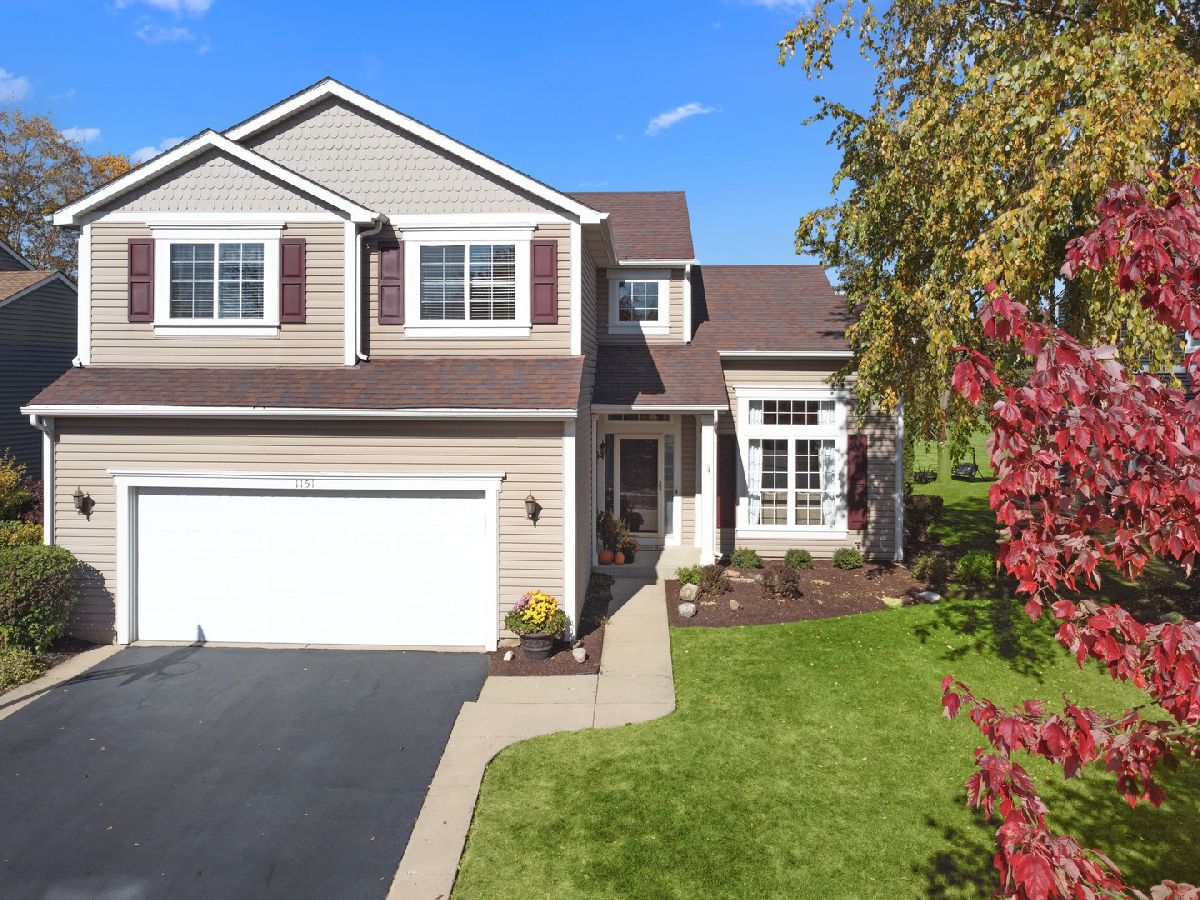 Homes Sold Big Sky Lake In The Hills Illinois, 1151 Heavens Gate