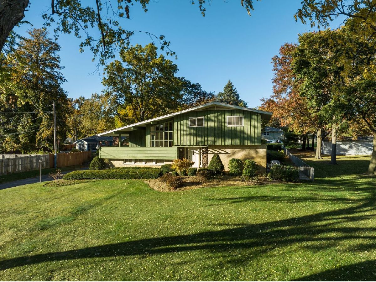 Homes Sold Pleasantdale Lemont Illinois, 20W236 Meadow