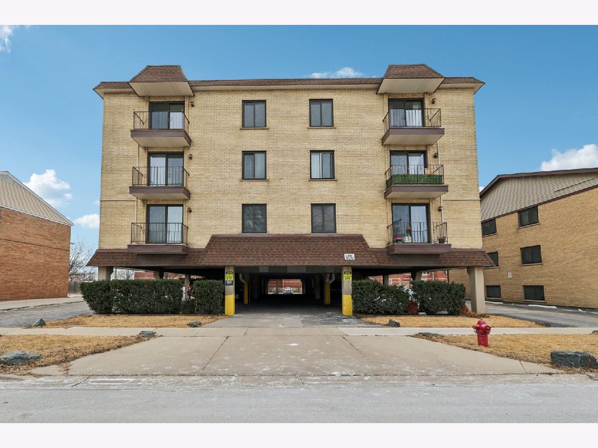  For Sale Schiller Park Illinois, 9815 Lawrence Court