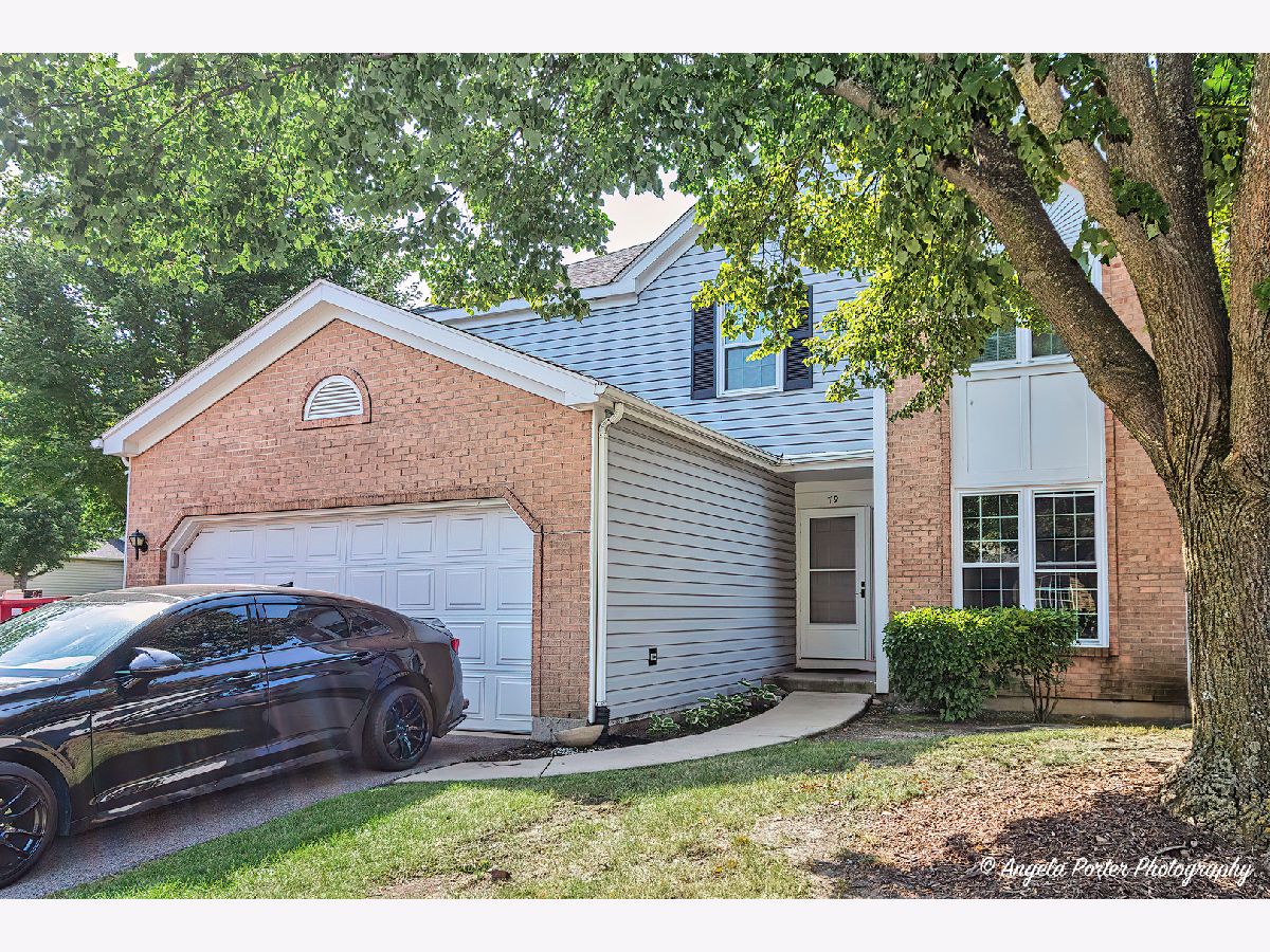 Townhomes & Homes Sold Kensington Gurnee Illinois, 79 Wiltshire