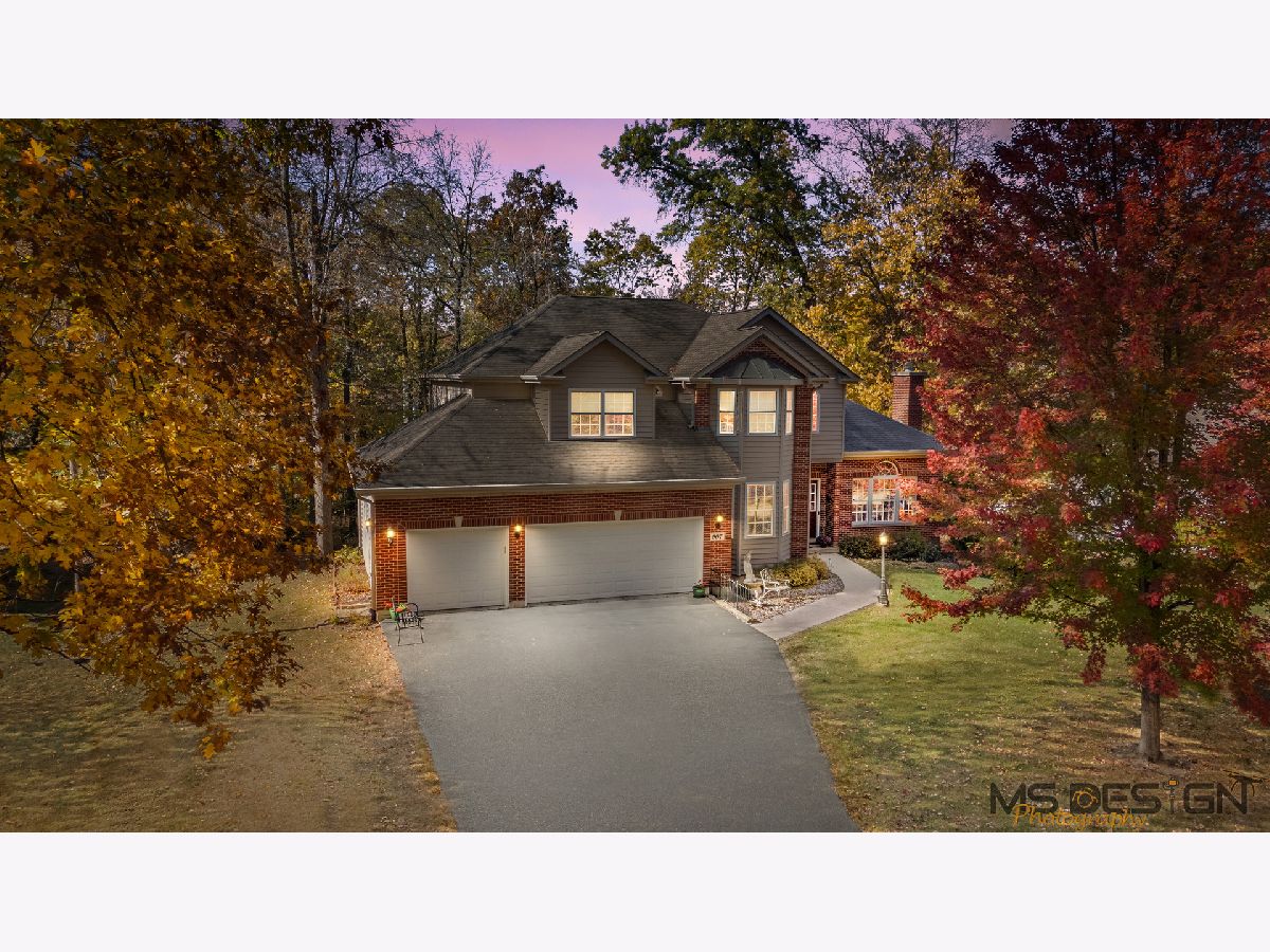 Homes Sold Genoa Woods Genoa Illinois, 907 Westwood