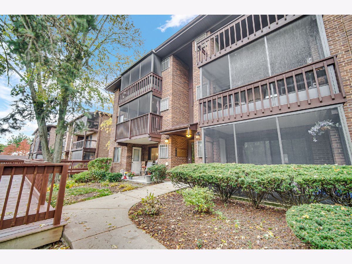 Condominiums Sold Quail Hollow Orland Park Illinois, 15129 Quail Hollow