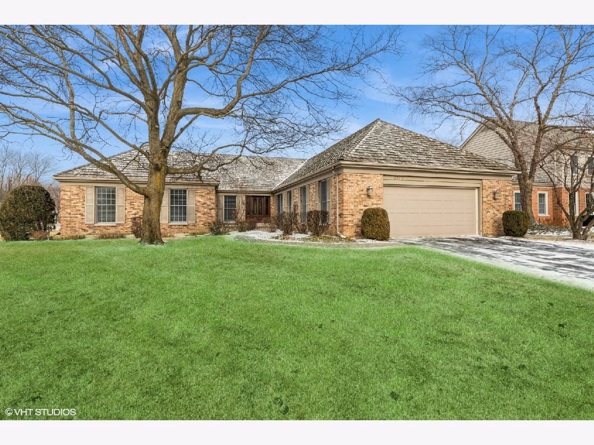 Homes & Condos & Townhomes Sold Indian Ridge Glenview Illinois, 2359 Iroquois