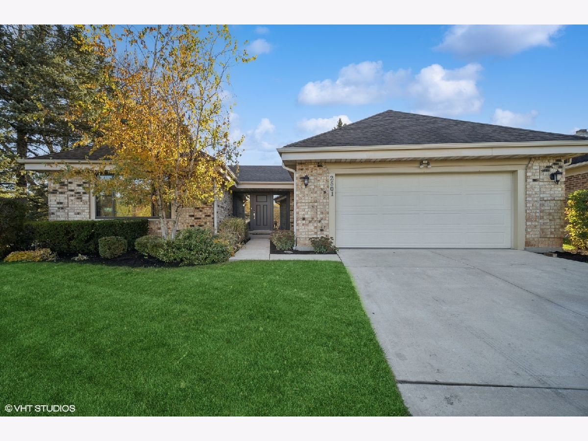 Homes Sold Villas West Northbrook Illinois, 2501 Burgundy