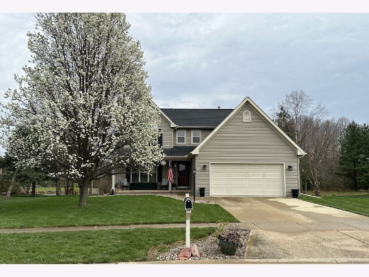 Homes Sold Appletree Monticello Illinois, 4013 Appletree Dr