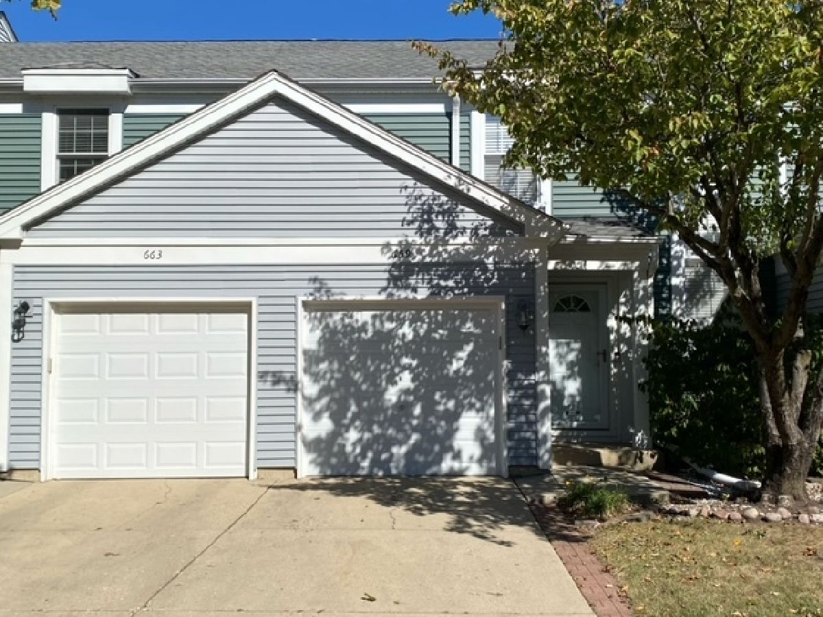 Townhomes Sold Olde Salem Hanover Park Illinois, 659 Wedgewood