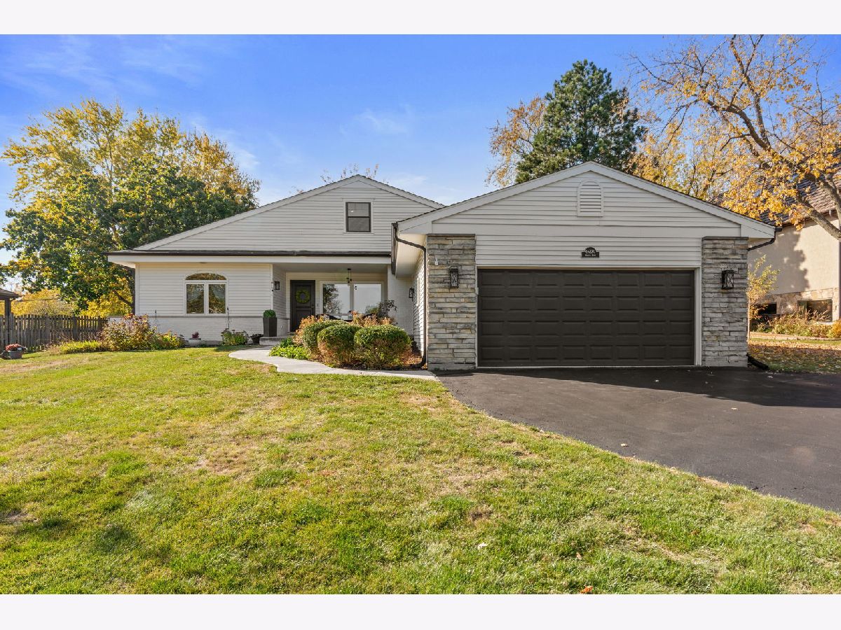  Sold Medinah Illinois, 6n270 Acacia