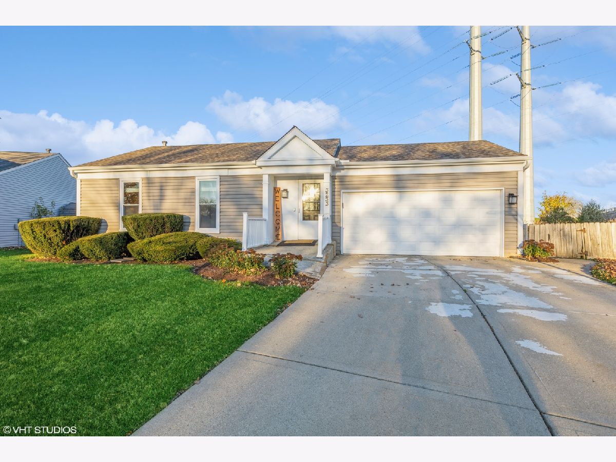 Homes Sold Pheasant Creek Aurora Illinois, 3233 Blaine
