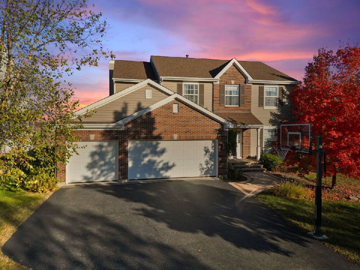 Homes Sold Cross Creek Lindenhurst Illinois, 264 Creekside