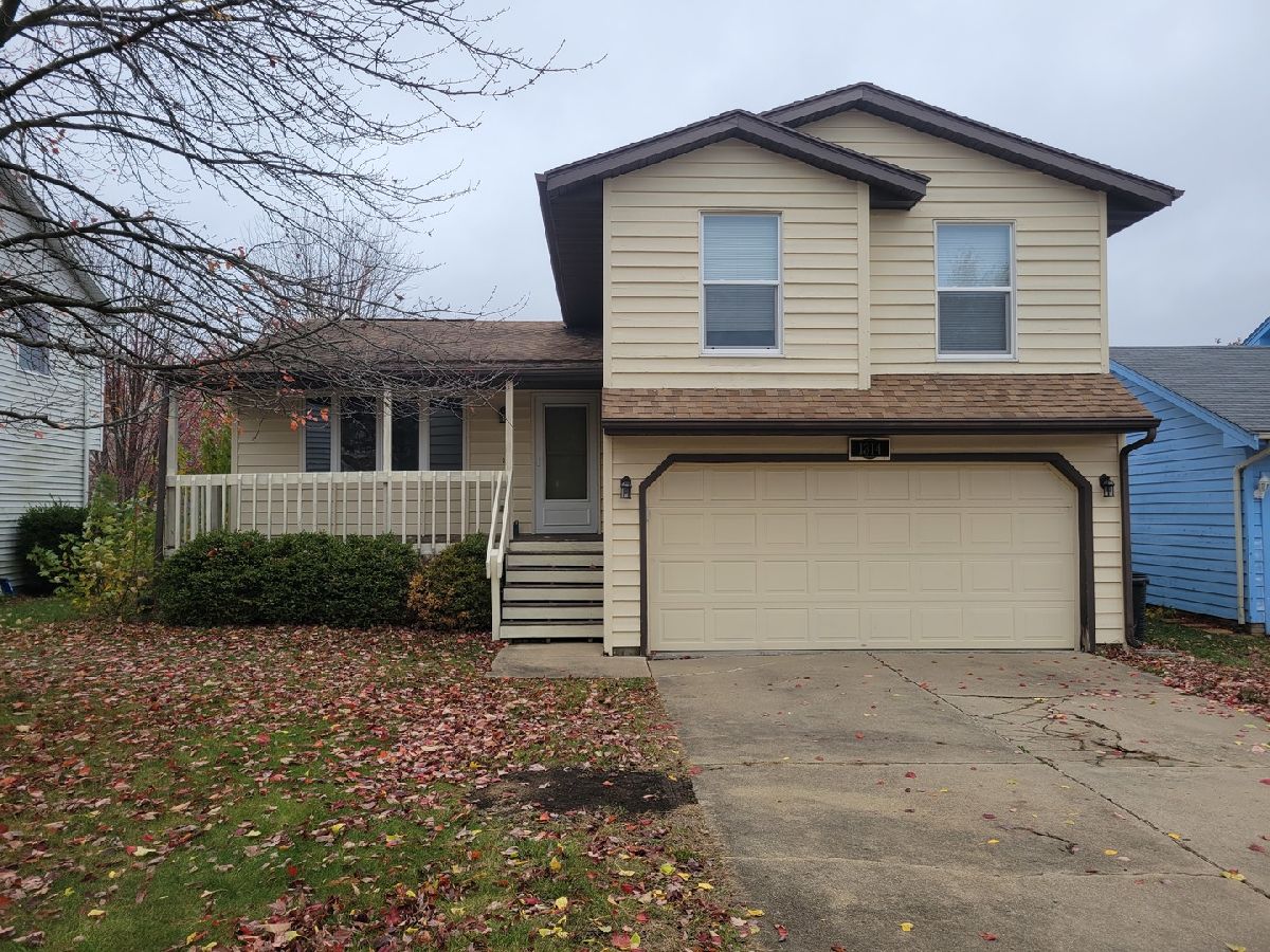 Homes & Condos & Townhomes Sold Hillcrest Bloomington Illinois, 1314 Challis
