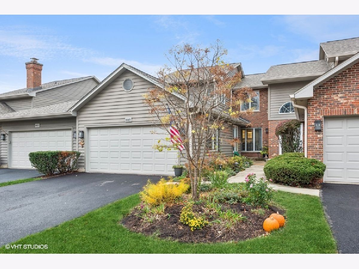 Townhomes Sold Saddlewood Glen Ellyn Illinois, 885 Saddlewood