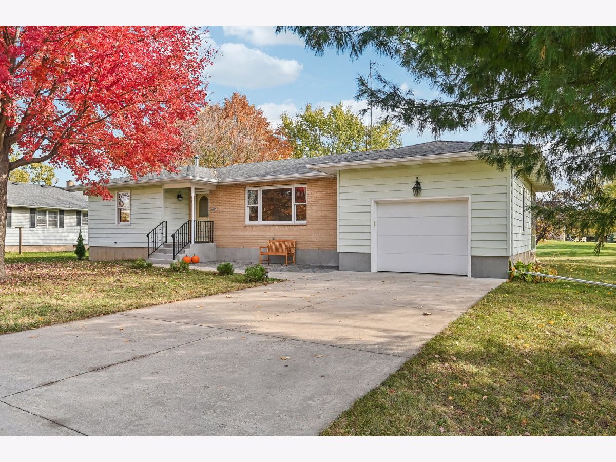  Sold Union Illinois, 6304 Elm