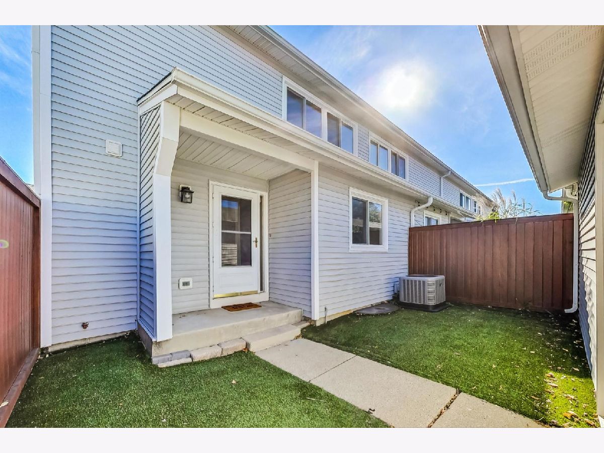 Homes & Townhomes Sold Ridgewood Buffalo Grove Illinois, 339 Dogwood
