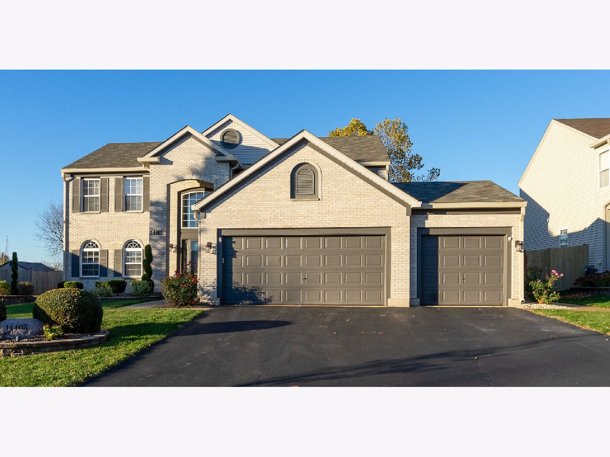 Townhomes & Condos & Homes Sold Victoria Crossing Lockport Illinois, 14408 Melbourne