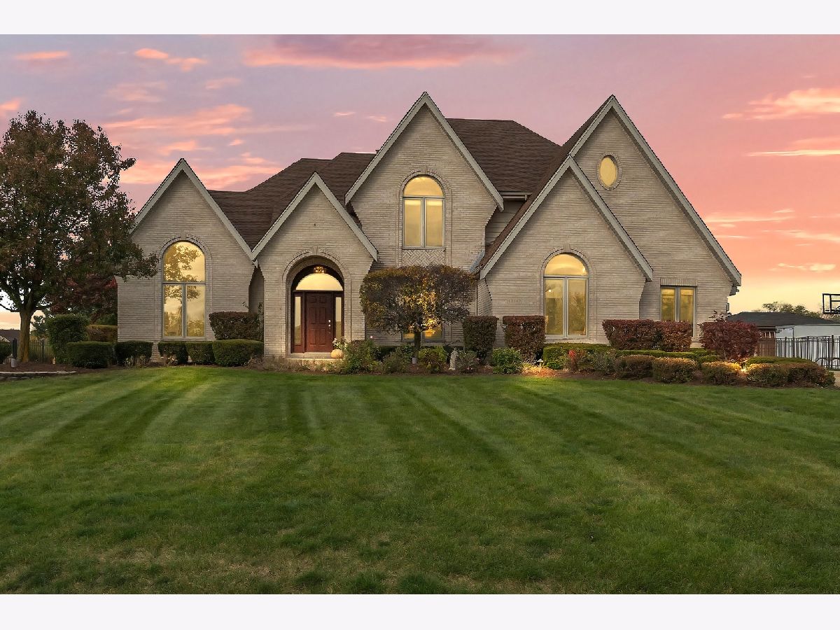 Homes Sold Fox Pointe Lemont Illinois, 13167 Briar Patch