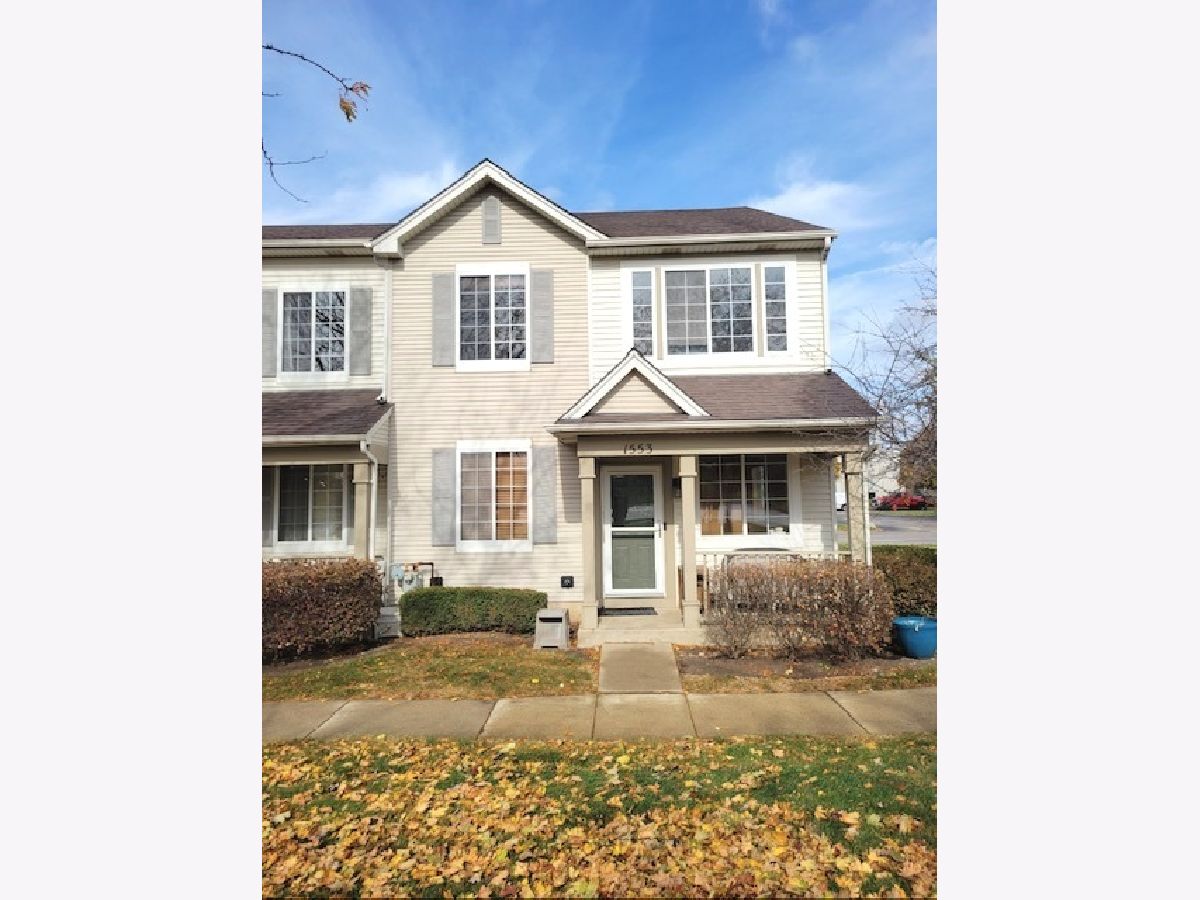 Homes & Townhomes & Condos Sold Wesglen Romeoville Illinois, 1553 Azalea
