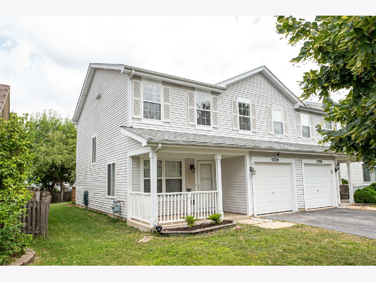 Homes & Townhomes Rented Lakewood Falls Plainfield Illinois, 22224 Niagara