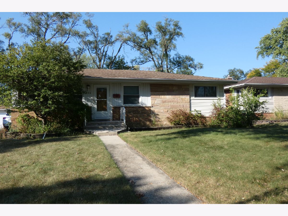 Homes & Condos & Townhomes Sold Brentwood Terrace Bensenville Illinois, 136 Dennis