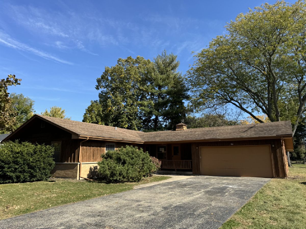 Homes Sold Leigh Aurora Illinois, 780 Gary