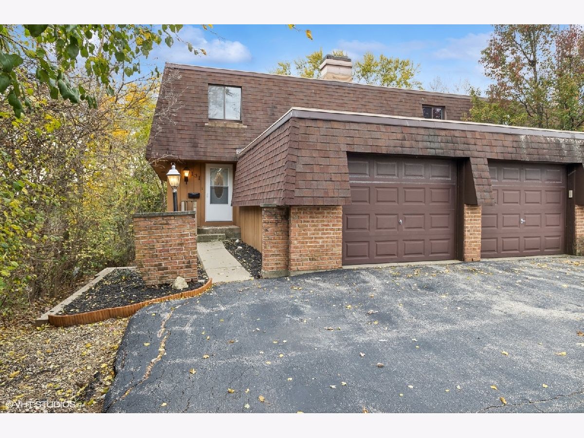 Homes & Condos & Townhomes Sold Brentwood Estates Palatine Illinois, 131 Lake Cook