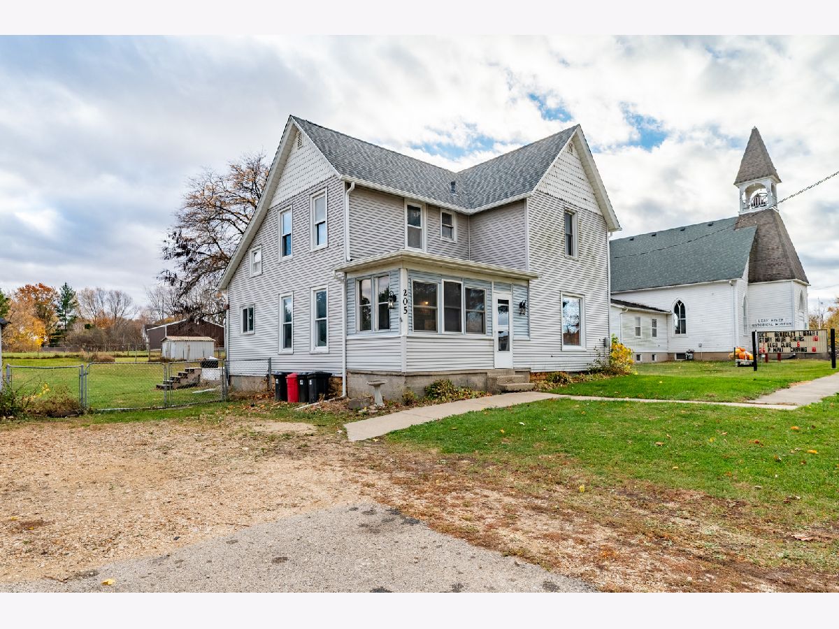  Sold Leaf River Illinois, 205 3rd