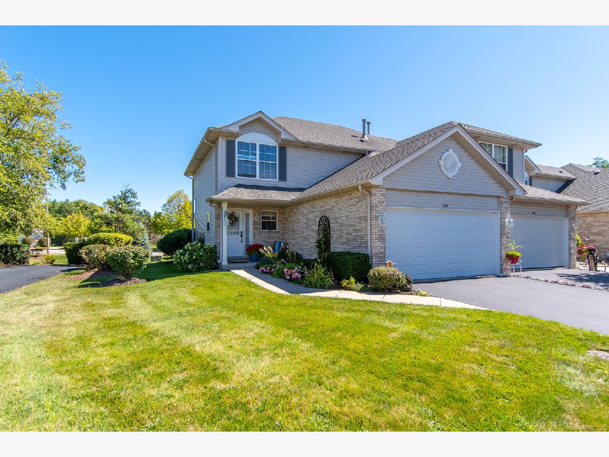 Townhomes & Homes Sold Waterford Pointe Joliet Illinois, 4707 Baccarrat