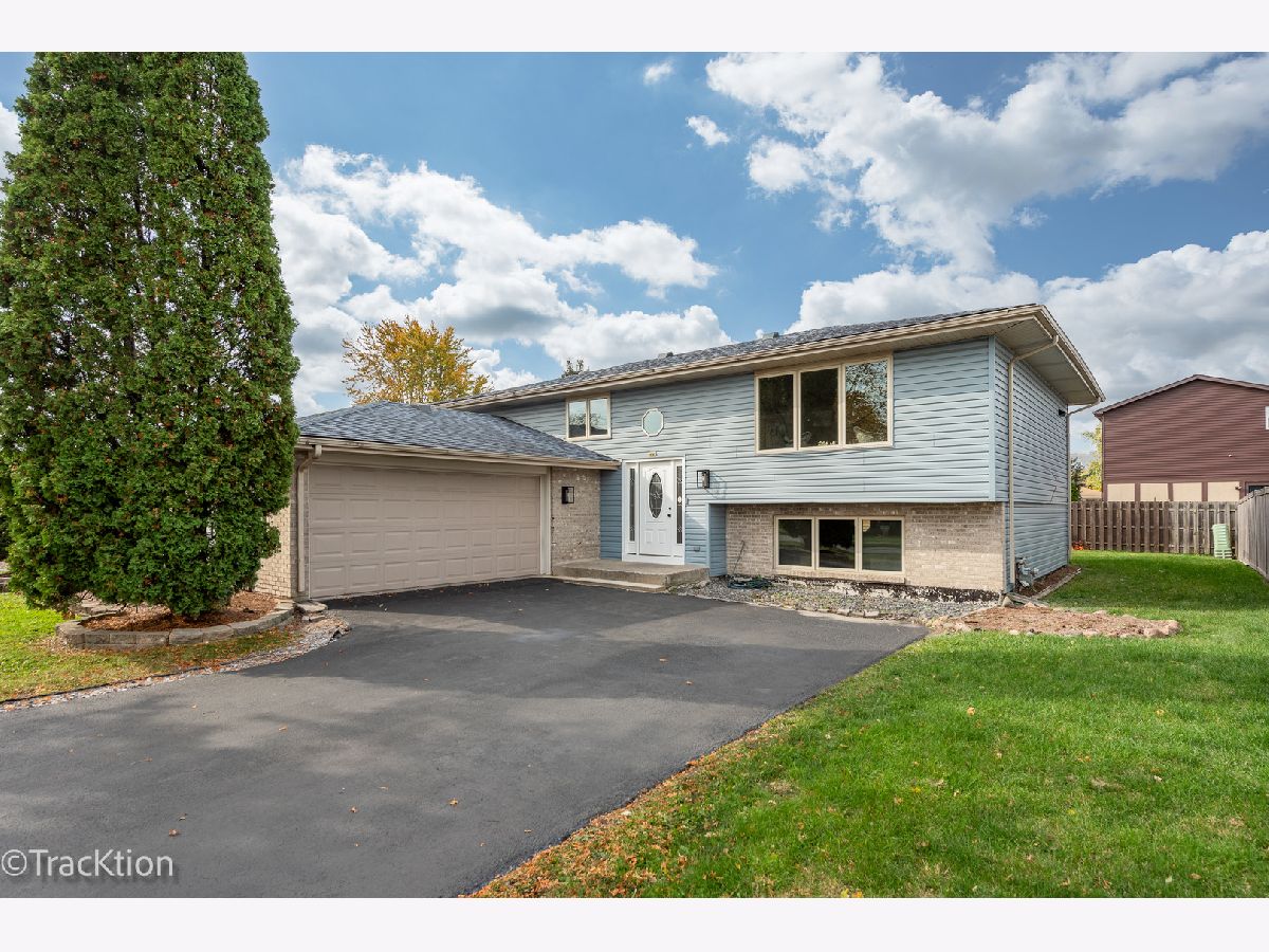 Homes & Condos & Townhomes Sold Lynwood Terrace Lynwood Illinois, 20140 Driftwood