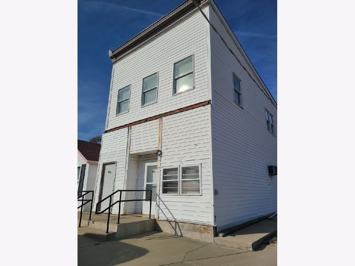  For Sale Ashton Illinois, 908 Main Street