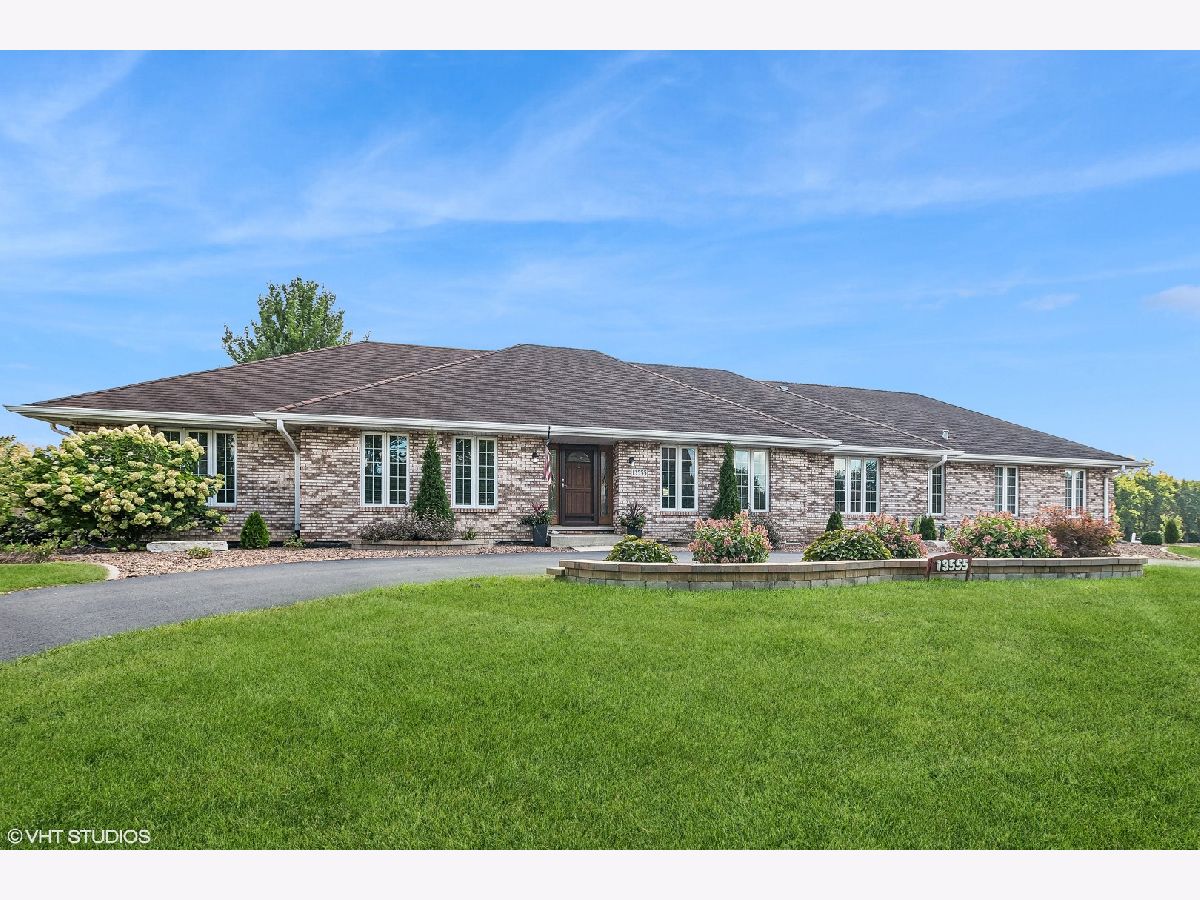 Homes Sold Chickasaw Hills Homer Glen Illinois, 13555 Iroquois