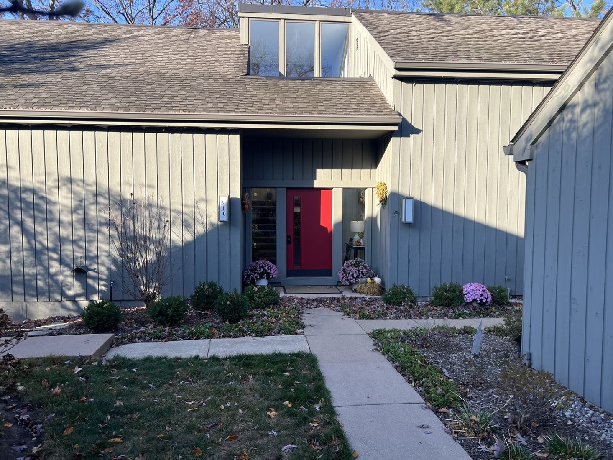 Rented Lake Barrington Illinois, 510 Woodview
